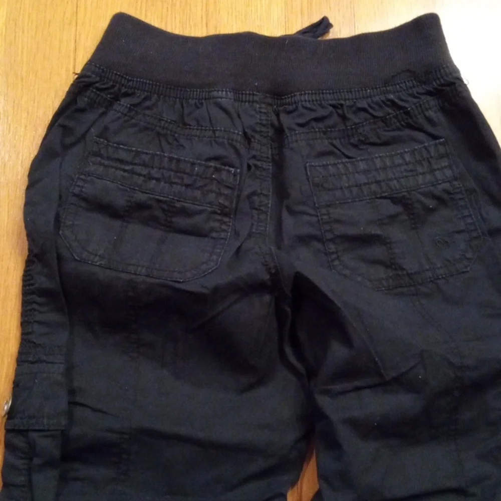 Y2K Justice Black Cargo Capri girls 12 R